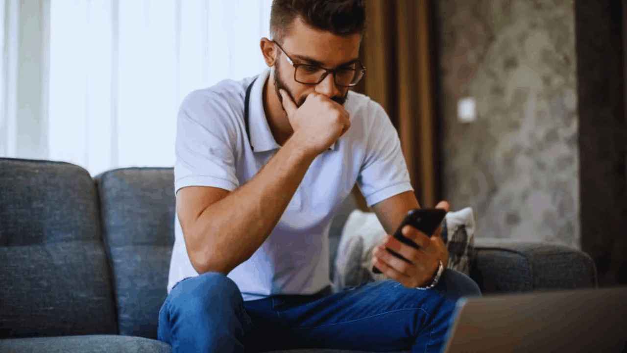How to Attract the Right Job: Career Tips You Need