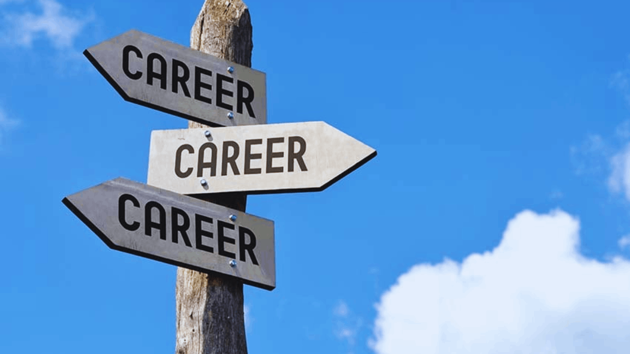 How to Attract the Right Job: Career Tips You Need