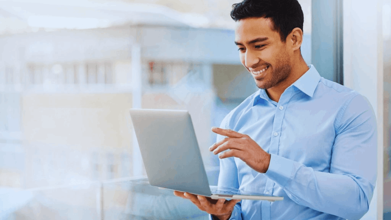 How to Attract the Right Job: Career Tips You Need