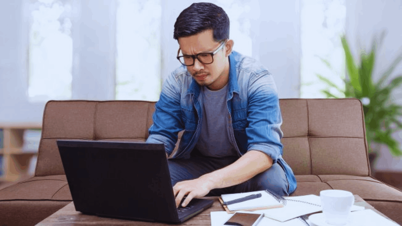 How to Attract the Right Job: Career Tips You Need